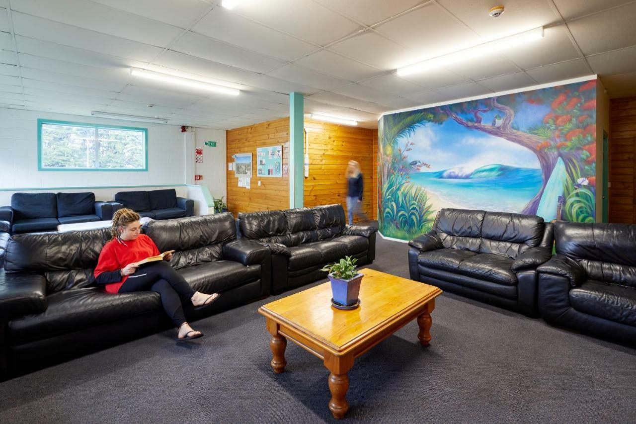 Pacific Coast Lodge And Backpackers Mount Maunganui Exterior foto